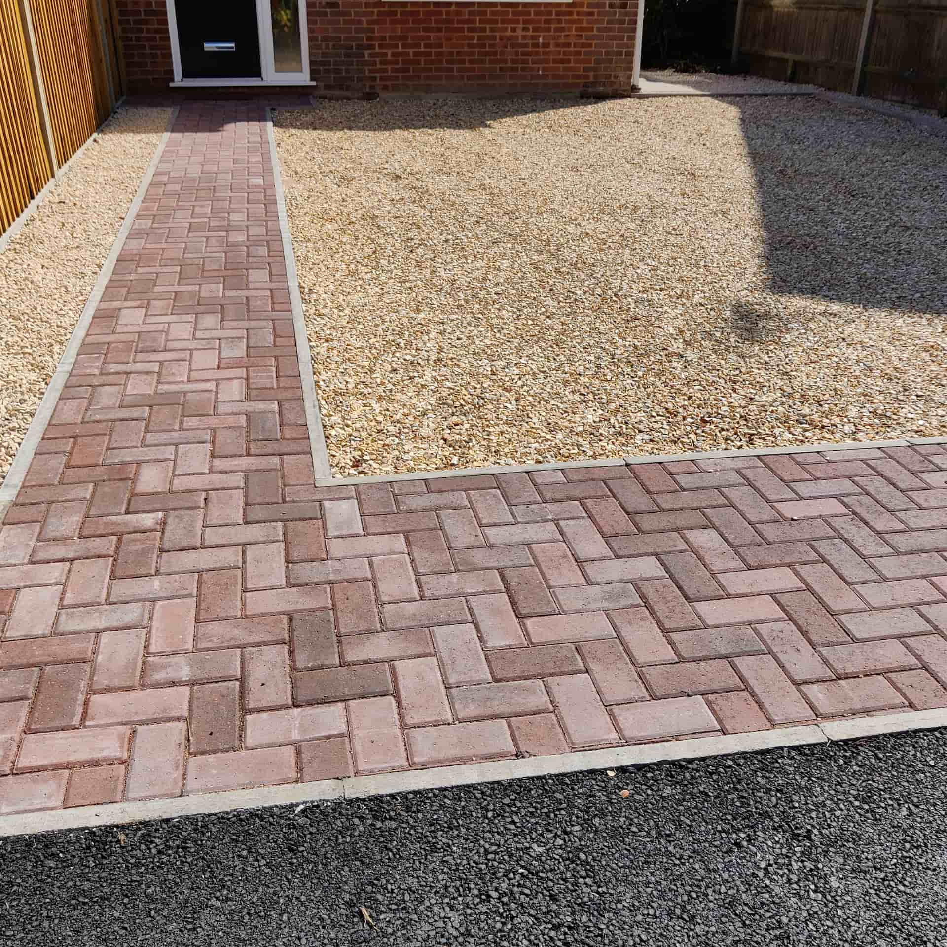 Shingle gravel installers Manchester