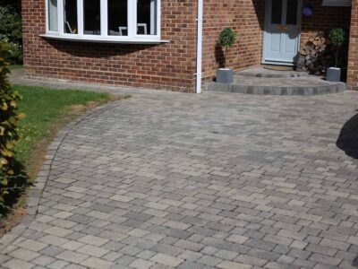 Fakesville block paving driveway